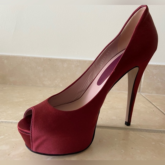 Silk Gucci Peep Toe Platform Pumps Heels 38.5/US 8.5 Burgundy Red - Picture 7 of 15